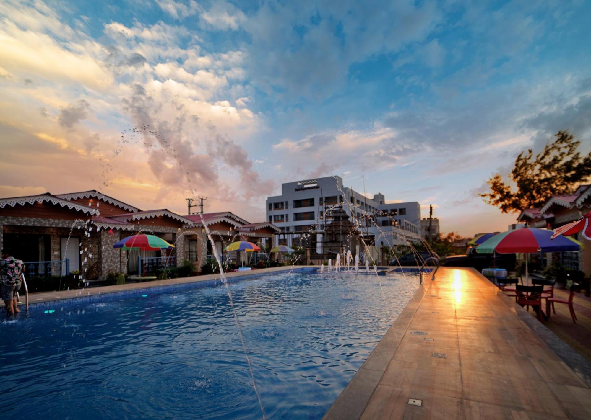 Aqua Blue Resort Private Limited Mandarmani Bagian luar foto